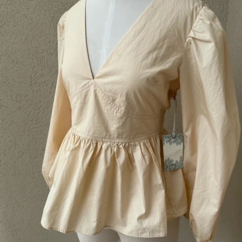Hyacinth House top